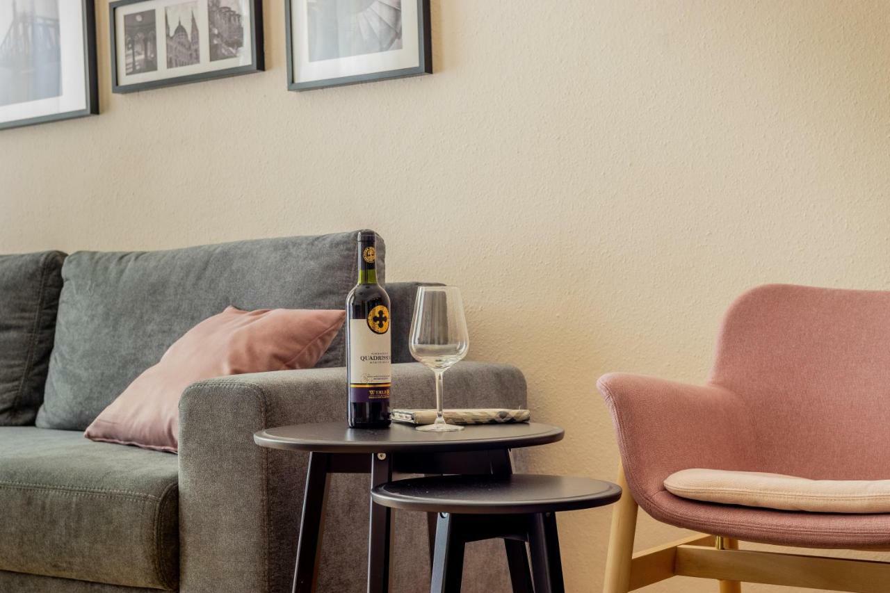 Rumbach Apartment