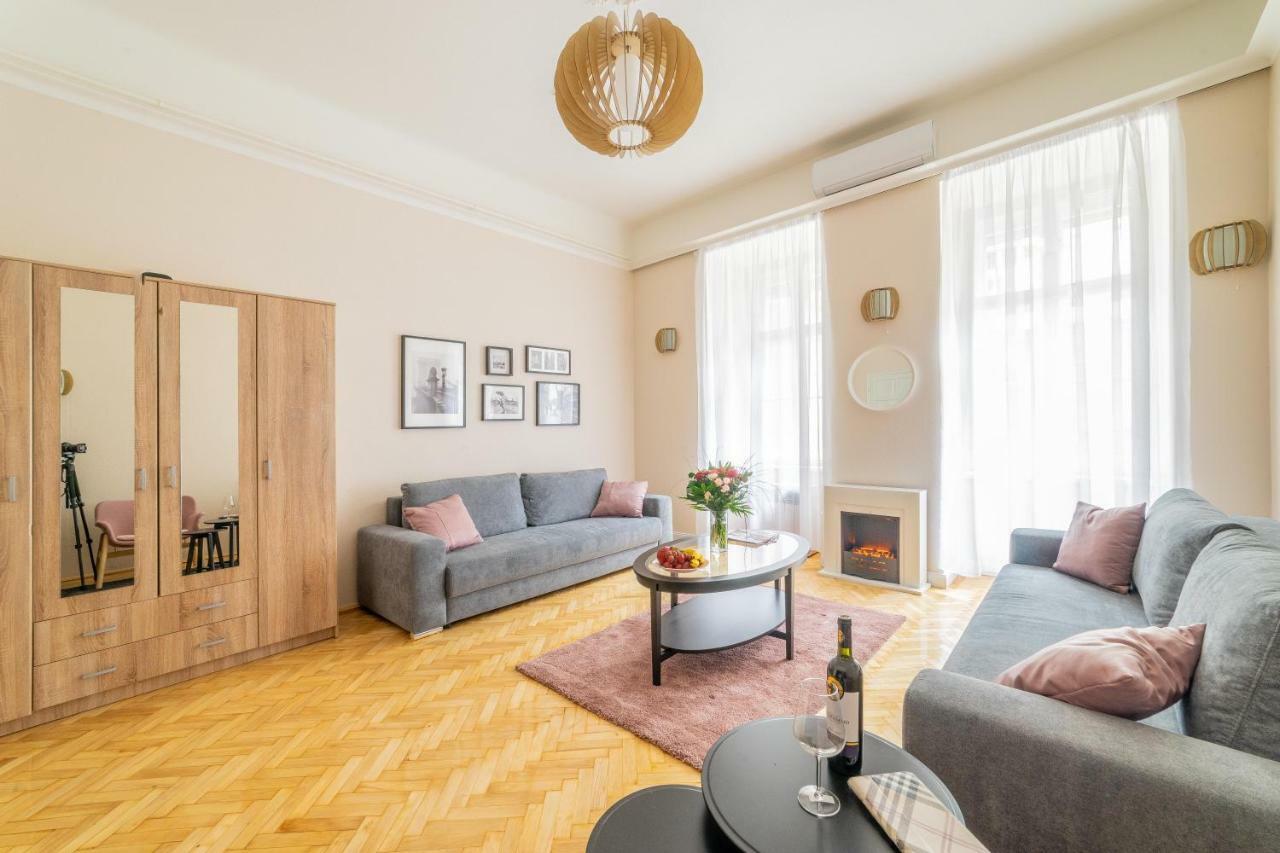 Rumbach Apartman *